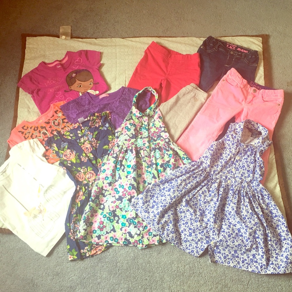 Size 4 and 4t girls assorted clothes
